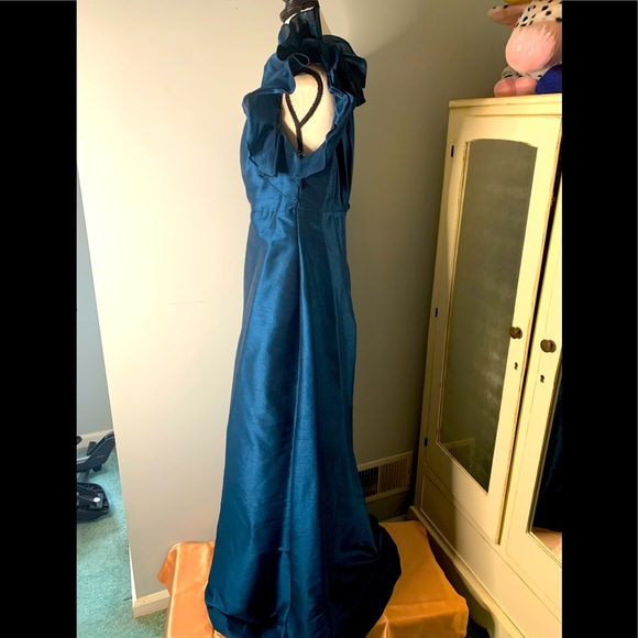 Jim Hjelm Formal Gown (Dupioni Silk) - Picture 2 of 5